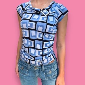 ✮ 90s geometric print top ✮